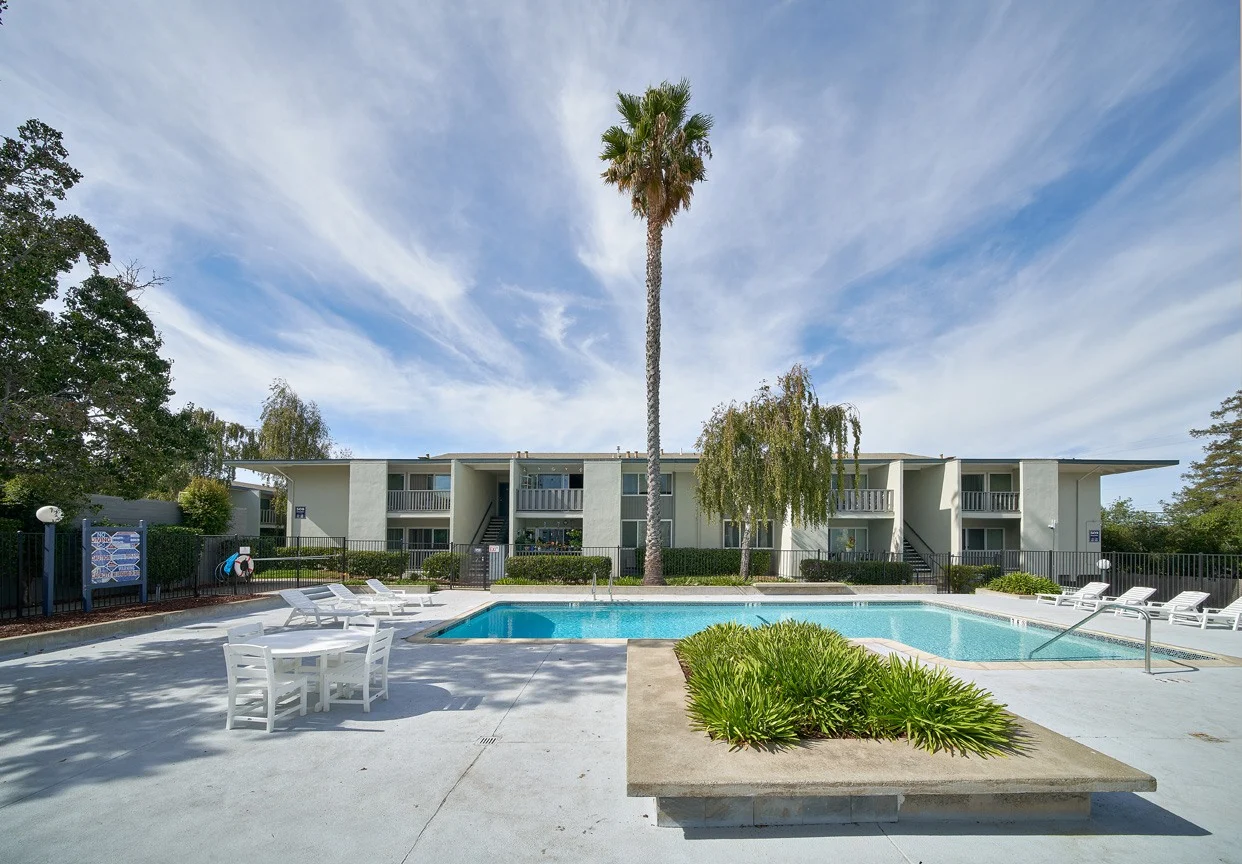 Crestview Apartments photo 5